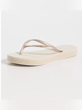 Havaianas Women's Slim Flatform Sandal Flip-Flop (size 7-8, great condition)